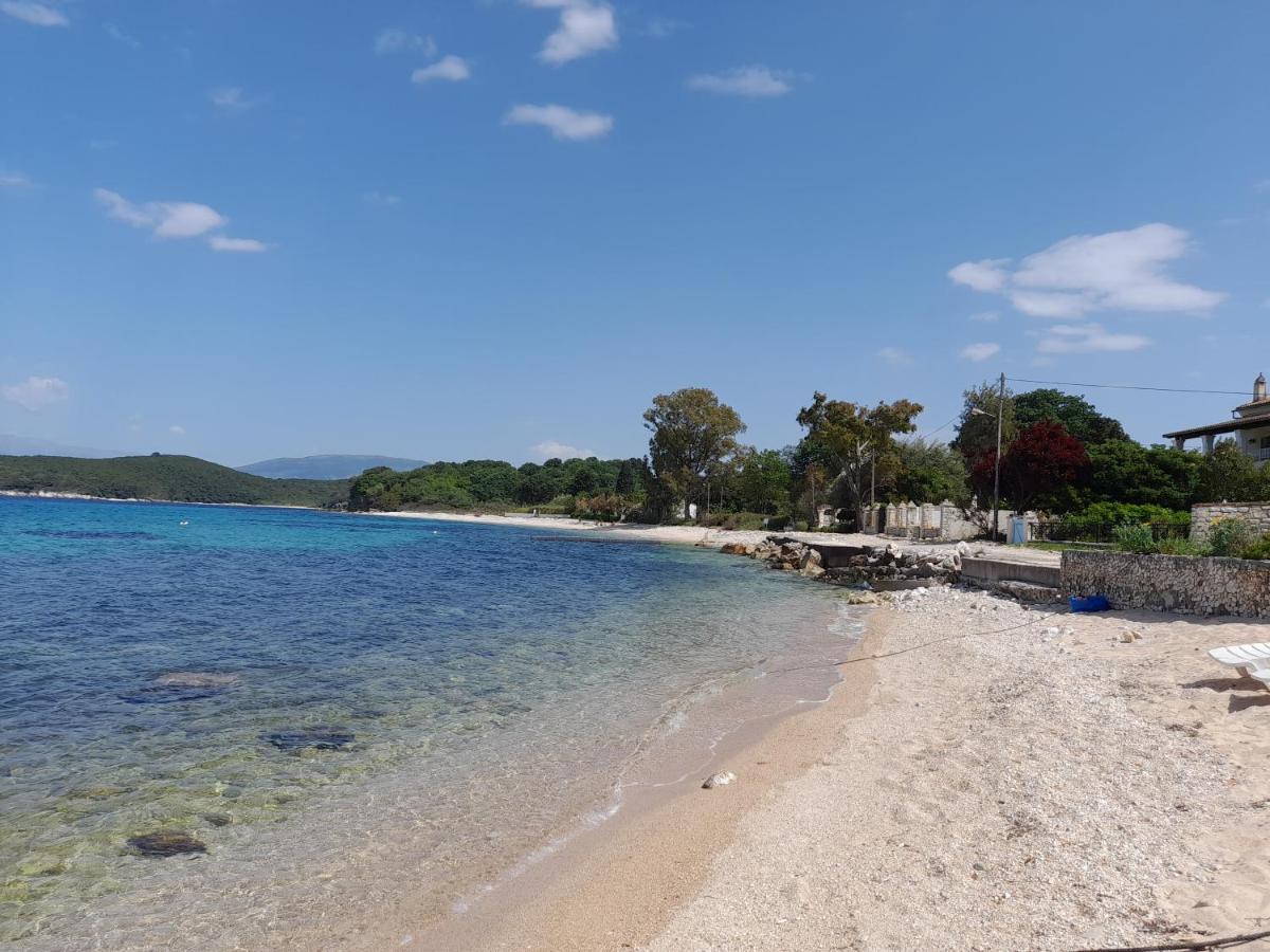 Katia Cottage Kassiopi Bagian luar foto