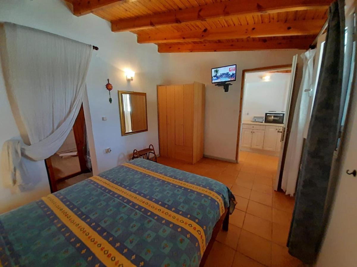 Katia Cottage Kassiopi Bagian luar foto