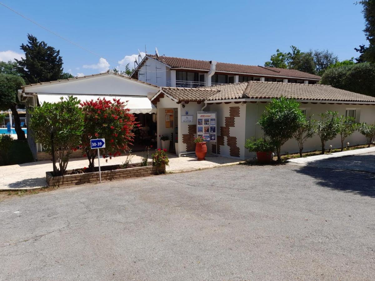 Katia Cottage Kassiopi Bagian luar foto